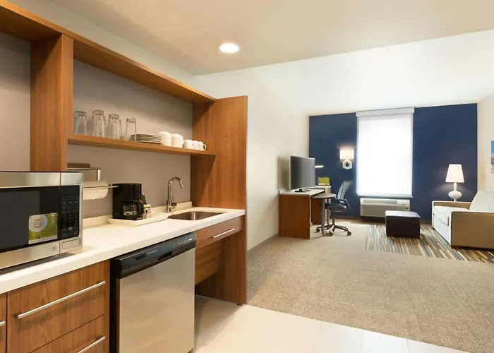 Home2 By Hilton Westgate Hotel 3*