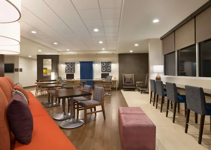 Home2 By Hilton Westgate Hotel Glendale
